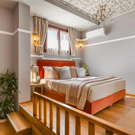 Scorpios Mansion / Downtown Skala / Seaside